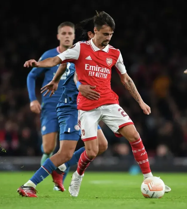 Framed Print : Arsenal vs PSV Eindhoven: Fabio Vieira Clash in Europa League Group A Framed Print : Arsenal vs PSV Eindhoven: Fabio Vieira Clash in Europa League Group A