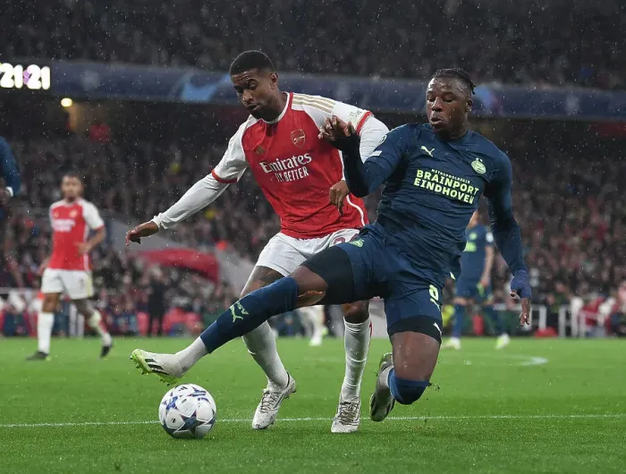 Framed Print : Arsenal vs. PSV Eindhoven: A Fight in the 2023 / 24 UEFA Champions League Group Stage Framed Print : Arsenal vs. PSV Eindhoven: A Fight in the 2023 / 24 UEFA Champions League Group Stage