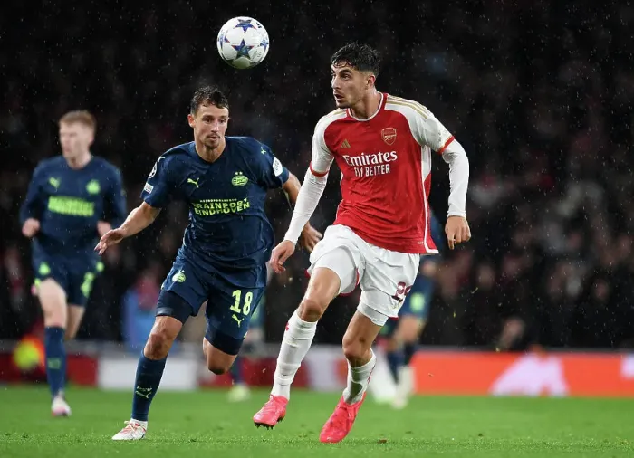 Framed Print : Arsenal vs. PSV Eindhoven: Havertz Faces Pressure in Champions League Clash at Emirates Stadium