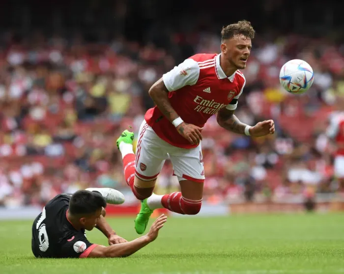 Framed Print : Arsenal vs Sevilla: Clash in the Emirates Cup Pre-Season Friendly