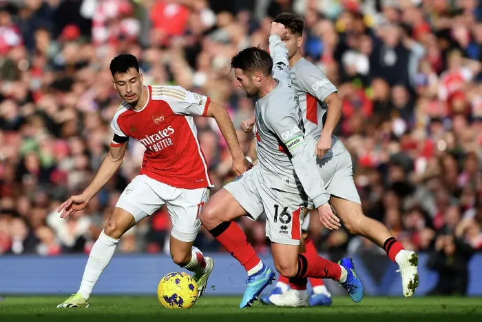 Framed Print : Arsenal vs Sheffield United: Martinelli vs Norwood Battle in the 2023-24 Premier League Framed Print : Arsenal vs Sheffield United: Martinelli vs Norwood Battle in the 2023-24 Premier League
