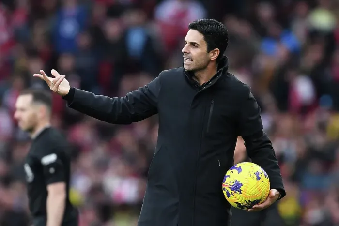 Framed Print : Arsenal vs Sheffield United: Mikel Arteta Leads the Gunners in Premier League Clash (2023-24)