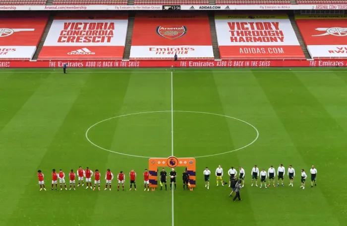 Framed Print : Arsenal vs Sheffield United: Premier League Clash at Emirates Stadium Framed Print : Arsenal vs Sheffield United: Premier League Clash at Emirates Stadium
