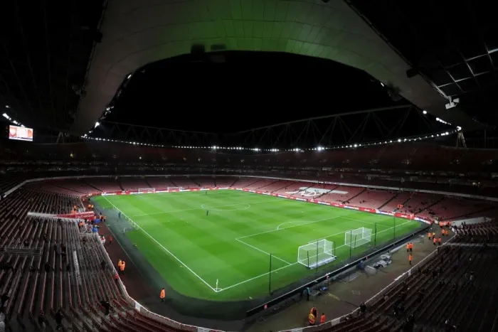 Framed Print : Arsenal vs. Southampton: Battle at Emirates Stadium, Premier League 2015-16