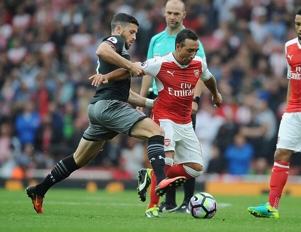 Arsenal vs Southampton: Clash between Cazorla and Long in Premier League (2016-17)