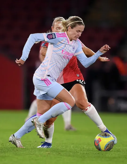 Framed Print : Arsenal vs Southampton: FA Women's Continental Tyres League Cup Clash at St. Mary's Stadium