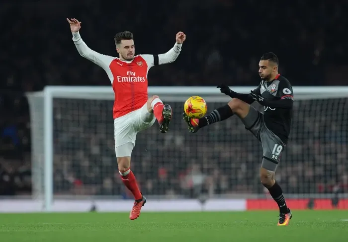 Framed Print : Arsenal vs Southampton: Jenkinson vs Boufal in EFL Cup Quarter-Final Showdown