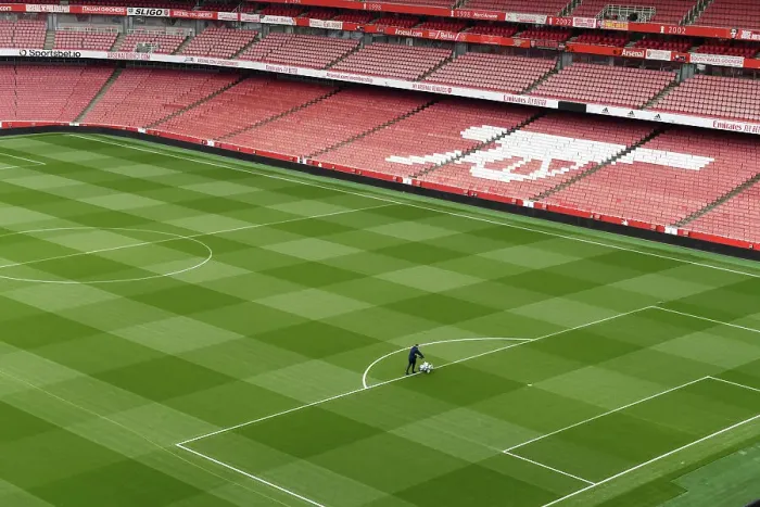 Framed Print : Arsenal vs Southampton: Pre-Match Preparations at Emirates Stadium