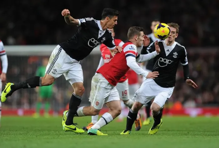 Framed Print : Arsenal vs Southampton: Premier League Clash at Emirates Stadium (November 2013)