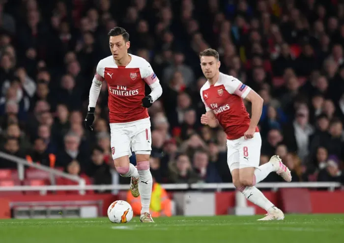 Framed Print : Arsenal vs. S.S.C. Napoli - Mesut Ozil in Europa League Quarterfinal Action (2018-19) Framed Print : Arsenal vs. S.S.C. Napoli - Mesut Ozil in Europa League Quarterfinal Action (2018-19)