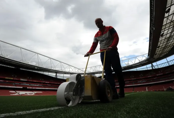 Framed Print : Arsenal vs. Sunderland (2014-15) - Pitch Preparation at Emirates Stadium