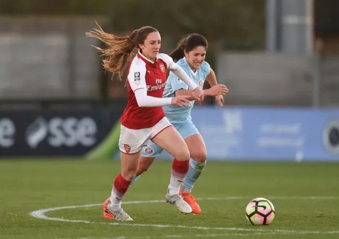 Framed Print : Arsenal vs Sunderland: Lisa Evans vs Zaneta Wyne in WSL Clash Framed Print : Arsenal vs Sunderland: Lisa Evans vs Zaneta Wyne in WSL Clash