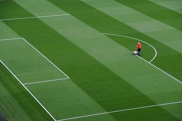 Arsenal vs Swansea City: Pitch Preparation at Emirates Stadium, May 2015