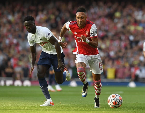 Arsenal vs. Tottenham: Aubameyang Clashes with Sanchez in Premier League Showdown