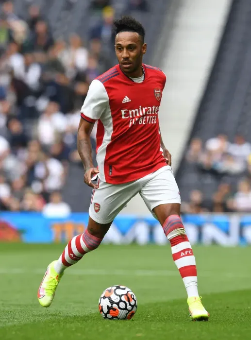Framed Print : Arsenal vs. Tottenham: Aubameyang's Showdown at the New Stadium (2021-22)