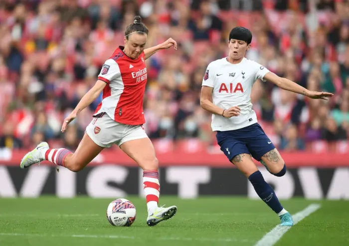 Framed Print : Arsenal vs. Tottenham: Caitlin Foord Shoots Under Pressure in FA WSL Clash Framed Print : Arsenal vs. Tottenham: Caitlin Foord Shoots Under Pressure in FA WSL Clash