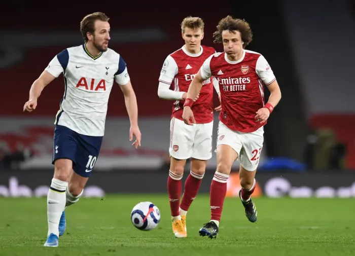 Framed Print : Arsenal vs. Tottenham: David Luiz Shuts Down Harry Kane in Intense Premier League Clash