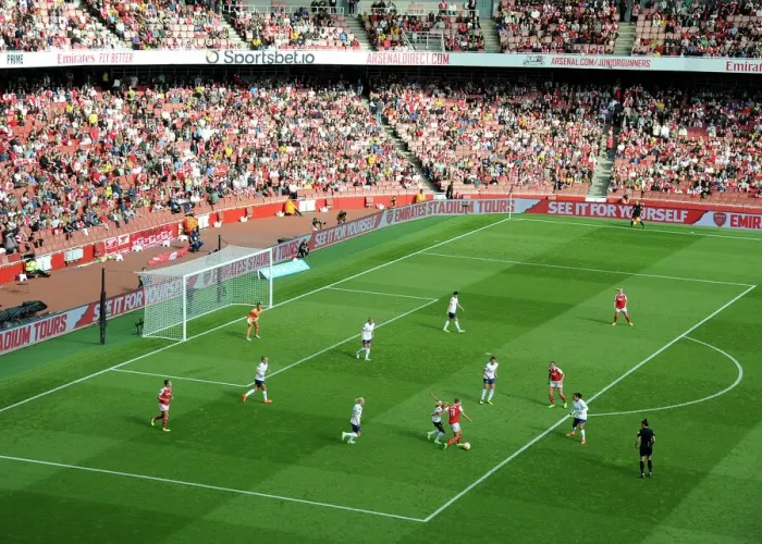 Framed Print : Arsenal vs. Tottenham: FA Womens Super League Clash at Emirates Stadium (2022-23) Framed Print : Arsenal vs. Tottenham: FA Womens Super League Clash at Emirates Stadium (2022-23)