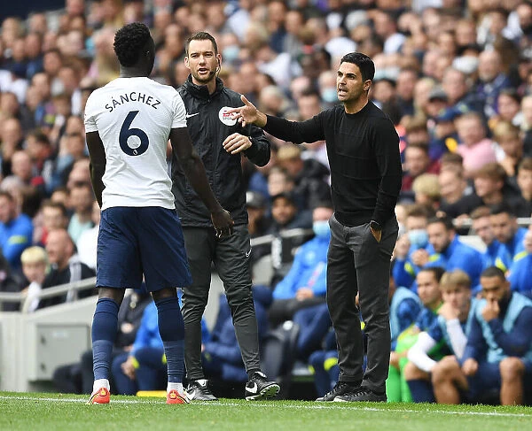 Arsenal vs. Tottenham: The Intense Rivalry - Mikel Arteta and Davison Sanchez Clash in The Mind Series (2021-22)