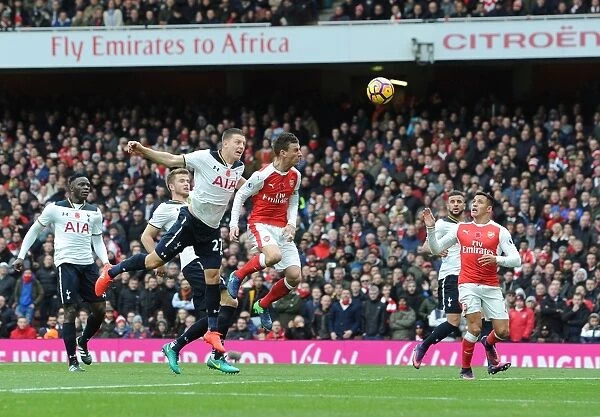 Arsenal vs. Tottenham: Koscielny's Own Goal Decides Thrilling London Derby (2016-17)
