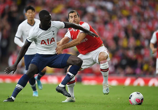 Arsenal vs. Tottenham: Mkhitaryan vs. Sanchez - A Premier League Rivalry Clash at Emirates Stadium (2019-20)