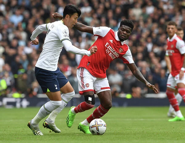 Arsenal vs. Tottenham: Partey Shuts Down Son in Intense Premier League Clash (2022-23)