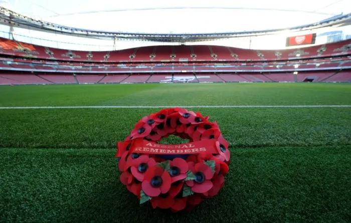 Framed Print : Arsenal vs. Tottenham: Remembrance Day Tribute at Emirates Stadium (2016-17)