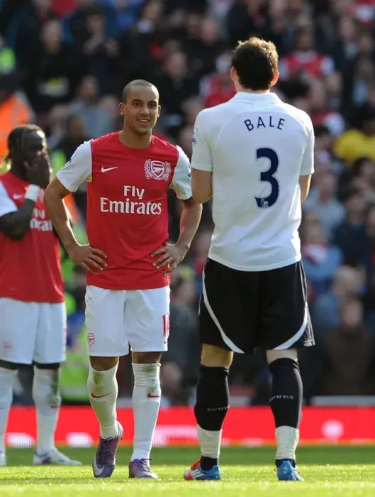 Framed Print : Arsenal vs. Tottenham: Theo Walcott and Gareth Bale's Chat Amidst Rivalry (2011-12) Framed Print : Arsenal vs. Tottenham: Theo Walcott and Gareth Bale's Chat Amidst Rivalry (2011-12)