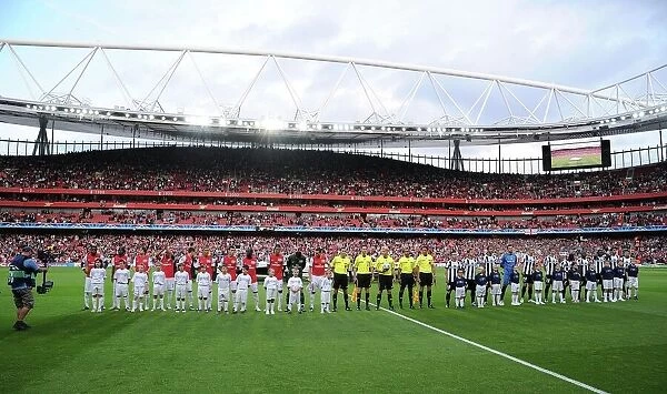 Arsenal vs Udinese - UEFA Champions League Play-Off, 2011: The Clash at Emirates Stadium