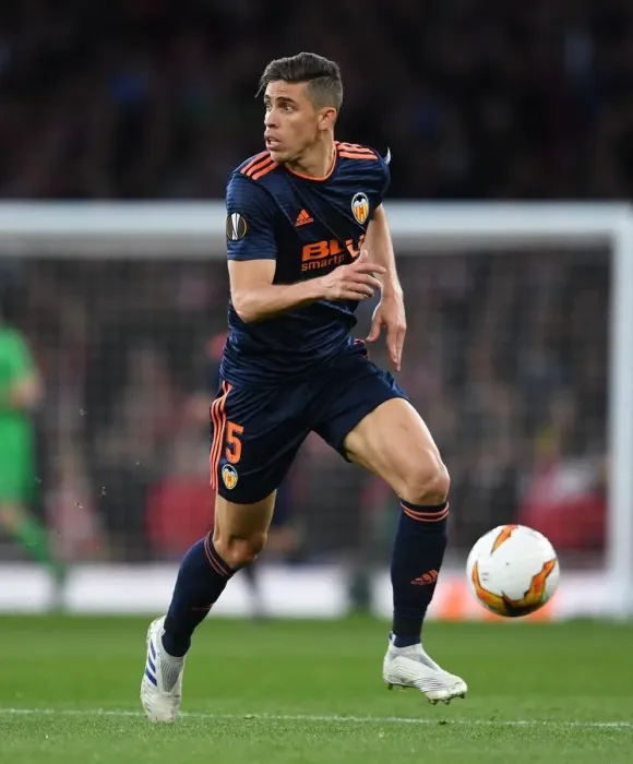 Framed Print : Arsenal vs Valencia: Gabriel Paulista in UEFA Europa League Semi-Final Showdown at Emirates Stadium
