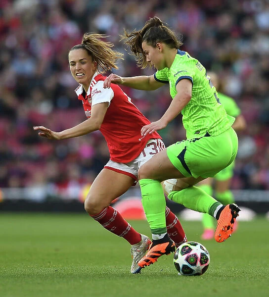 Arsenal vs. VfL Wolfsburg: A Battle for UEFA Women's Champions League Final Spot