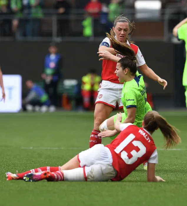 Framed Print : Arsenal vs. VfL Wolfsburg: Tense Semifinal Clash in UEFA Women's Champions League