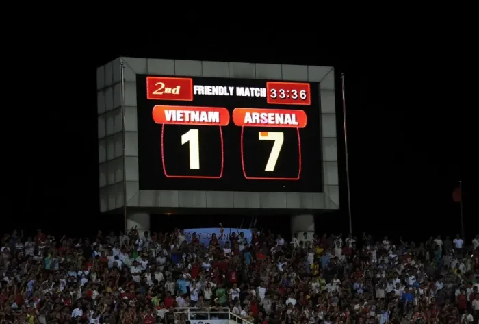 Framed Print : Arsenal vs Vietnam: My Dinh National Stadium Showdown (2013-14) Framed Print : Arsenal vs Vietnam: My Dinh National Stadium Showdown (2013-14)