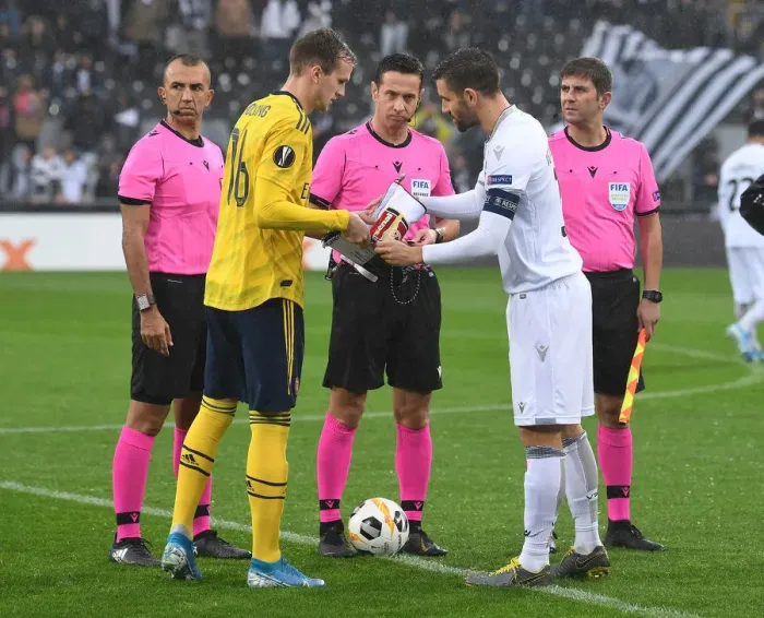 Framed Print : Arsenal vs Vitoria Guimaraes: UEFA Europa League Clash in Portugal, November 2019 Framed Print : Arsenal vs Vitoria Guimaraes: UEFA Europa League Clash in Portugal, November 2019