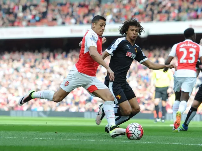 Framed Print : Arsenal vs. Watford: A Battle of Stars - Alexis Sanchez vs. Nathan Ake