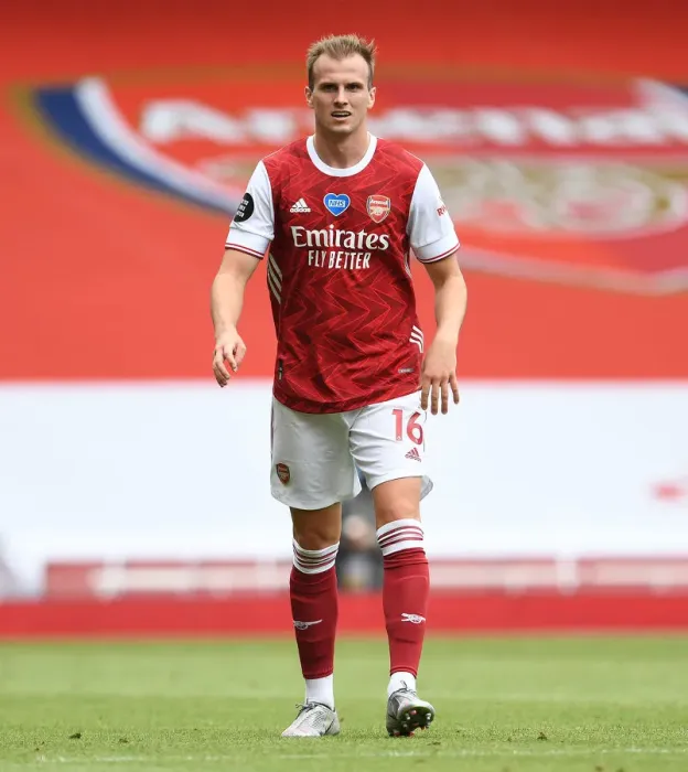 Framed Print : Arsenal vs. Watford: Rob Holding in Action at the Emirates Stadium (Premier League 2019-20) Framed Print : Arsenal vs. Watford: Rob Holding in Action at the Emirates Stadium (Premier League 2019-20)