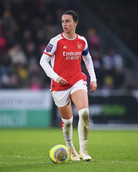 Framed Print : Arsenal vs. West Ham United: A Barclays WSL Showdown at Meadow Park (2023-24) - Battle of Football Giants Framed Print : Arsenal vs. West Ham United: A Barclays WSL Showdown at Meadow Park (2023-24) - Battle of Football Giants