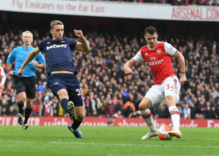Framed Print : Arsenal vs West Ham United: Premier League Showdown at Emirates Stadium Framed Print : Arsenal vs West Ham United: Premier League Showdown at Emirates Stadium