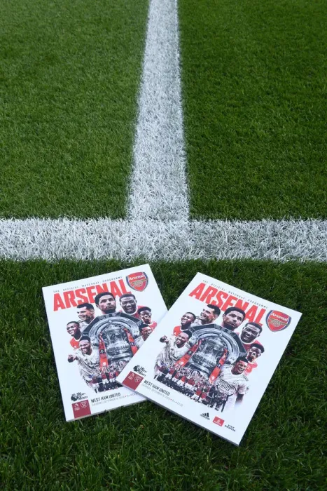 Framed Print : Arsenal vs. West Ham United: Premier League Showdown at Emirates Stadium