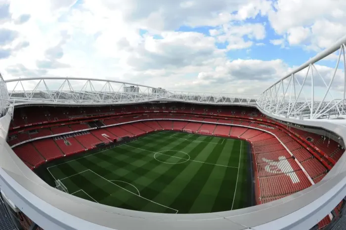Framed Print : Arsenal vs Wigan Athletic: Emirates Stadium, Premier League Showdown (2011-12) Framed Print : Arsenal vs Wigan Athletic: Emirates Stadium, Premier League Showdown (2011-12)