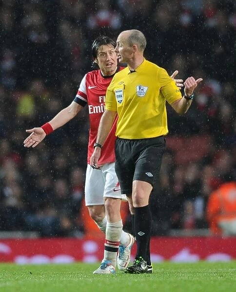 Arsenal vs Wigan Athletic: Rosicky and Referee Dean Clash in 2012-13 Premier League Match