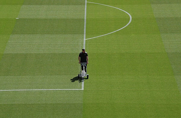 Arsenal vs. Wolverhampton Wanderers: Preparing for Premier League Showdown at Emirates Stadium