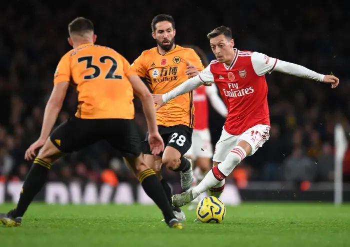 Framed Print : Arsenal vs. Wolverhampton Wanderers: Premier League Clash at Emirates Stadium (November 2019) Framed Print : Arsenal vs. Wolverhampton Wanderers: Premier League Clash at Emirates Stadium (November 2019)