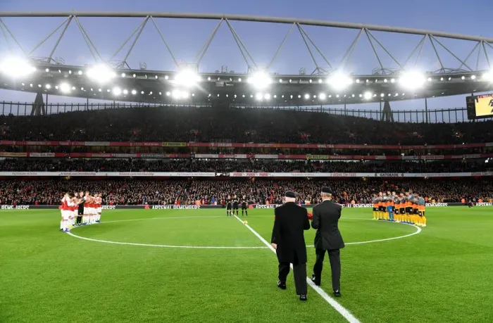 Framed Print : Arsenal vs. Wolverhampton Wanderers: Remembrance Sunday Clash in the Premier League (2018-19) Framed Print : Arsenal vs. Wolverhampton Wanderers: Remembrance Sunday Clash in the Premier League (2018-19)