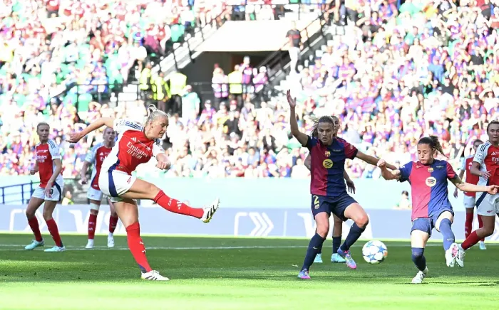 Framed Print : Arsenal WFC v FC Barcelona - UEFA Women's Champions League Final Arsenal WFC v FC Barcelona - UEFA Women's Champions League Final Framed Print : Arsenal WFC v FC Barcelona - UEFA Women's Champions League Final Arsenal WFC v FC Barcelona - UEFA Women's Champions League Final