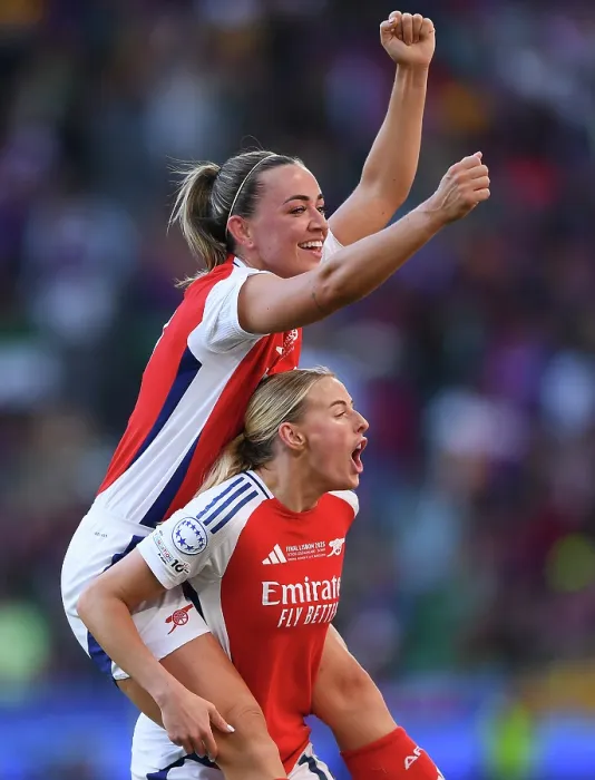 Framed Print : Arsenal WFC v FC Barcelona - UEFA Women's Champions League Final Arsenal WFC v FC Barcelona - UEFA Women's Champions League Final