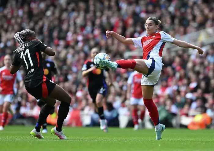 Framed Print : Arsenal WFC v Olympique Lyonnais - UEFA Women's Champions League Semi Final First Leg Arsenal WFC v Olympique Lyonnais - UEFA Women's Champions League Semi Final First Leg