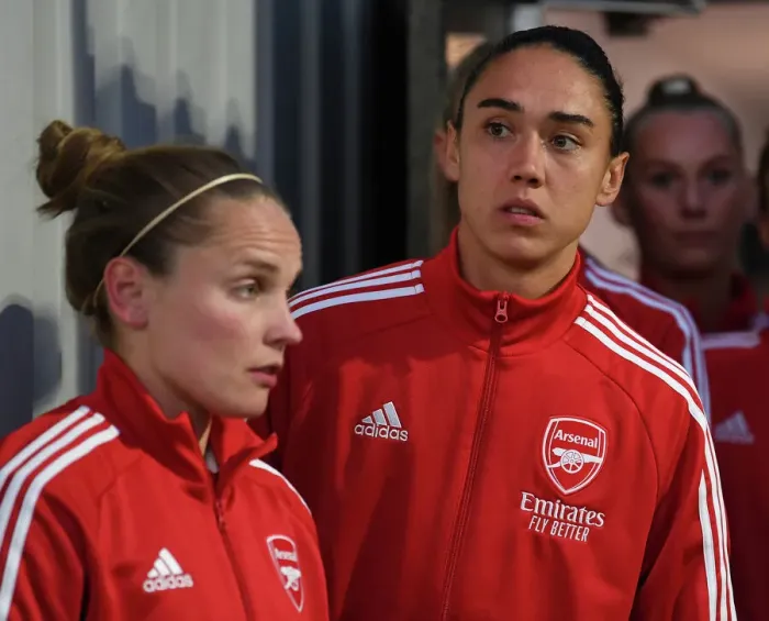 Framed Print : Arsenal WFC vs Brighton & Hove Albion WFC: FA Women's Super League Showdown at Meadow Park - Arsenal's Manuela Zinsberger Gears Up