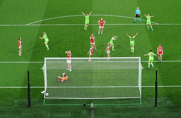 Arsenal WFC vs. VfL Wolfsburg: Tabea Wassmuth Scores in UEFA Women's Champions League Quarterfinal First Leg