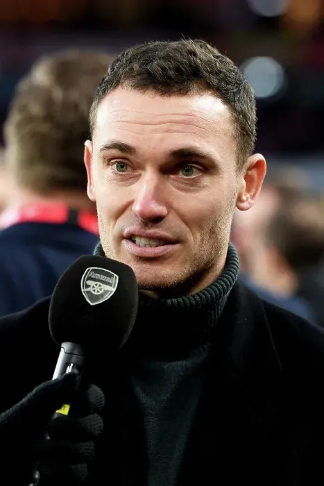 Framed Print : Arsenal in White: Thomas Vermaelen Previews FA Cup Clash with Liverpool Amidst